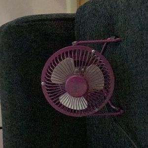 Mini fan. Color is purple and sturdy metal!